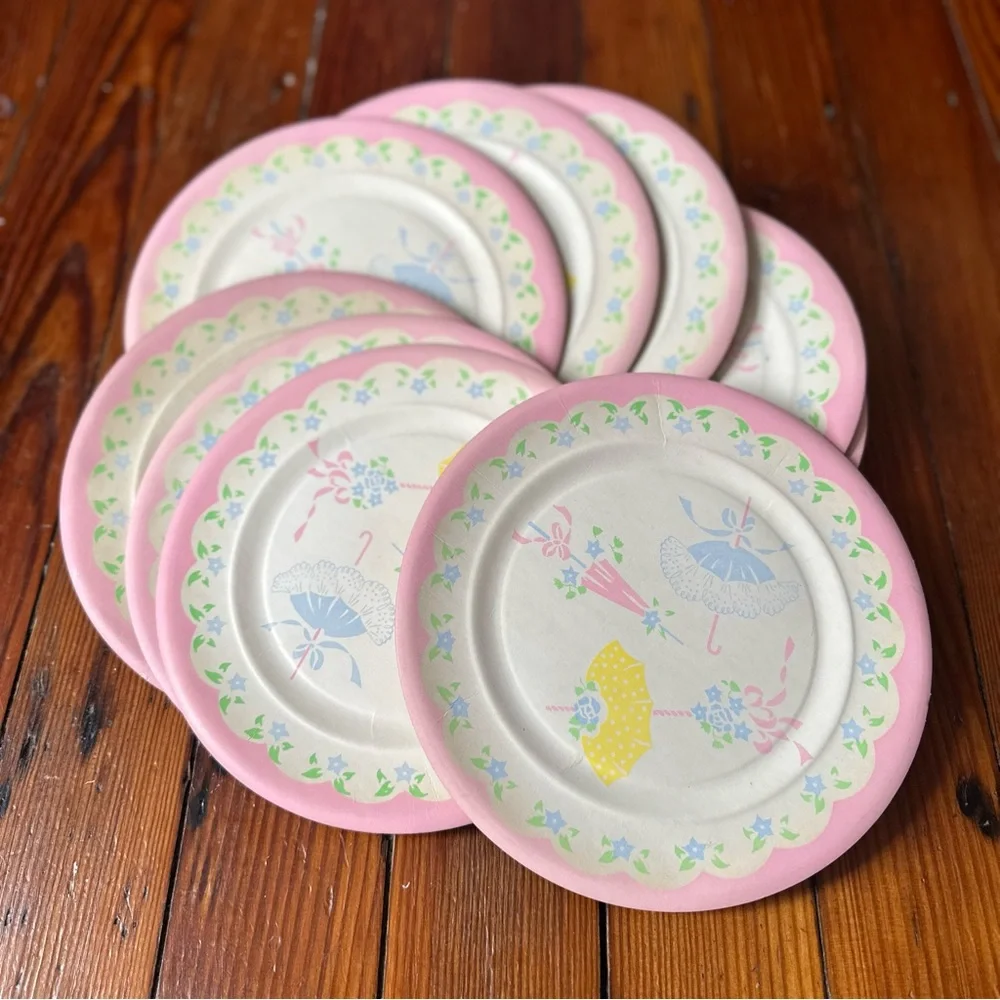 Vintage 70s baby shower parasol print paper plates
